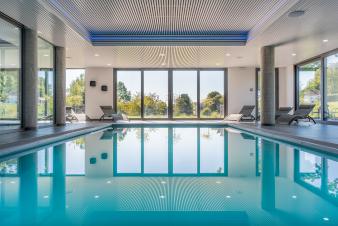 Luxusvilla mit Pool und Whirlpool fr 22Personen in Bastogne