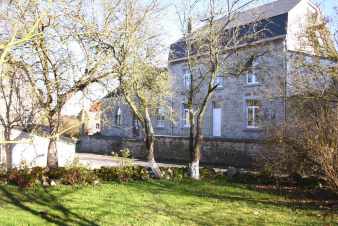 Ferienhaus fr groe Gruppen in altem Kloster mit Garten in Rochefort