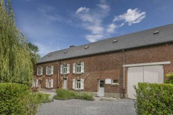 4,5-Sterne-Ferienhaus in altem Bauernhaus fr 14 Personen bei Rochefort