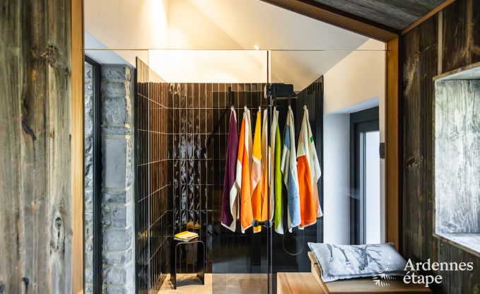 Authentisches Ferienhaus fr 6 Personen in Anhe mit privater Sauna, berdachter Terrasse und luxurisem Interieur