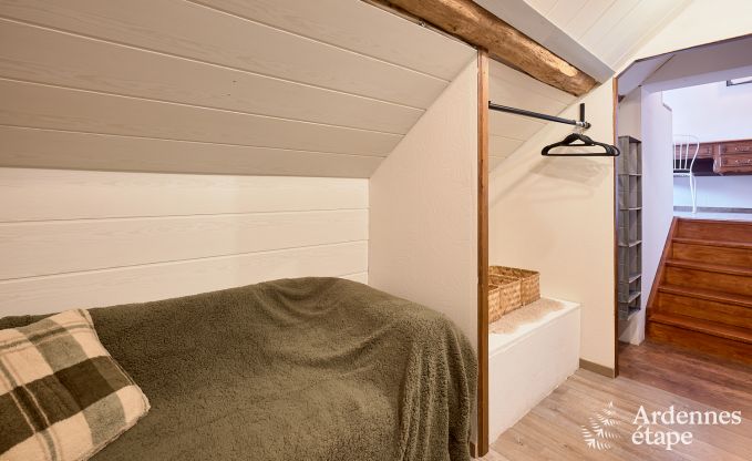 Charmantes Ferienhaus in Anthisnes: 8 Personen, beheizter Pool, 4 Schlafzimmer, haustierfreundlich