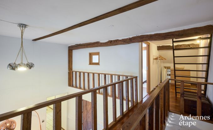 Charmantes Ferienhaus in Anthisnes: 8 Personen, beheizter Pool, 4 Schlafzimmer, haustierfreundlich