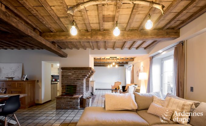 Charmantes Ferienhaus in Anthisnes: 8 Personen, beheizter Pool, 4 Schlafzimmer, haustierfreundlich