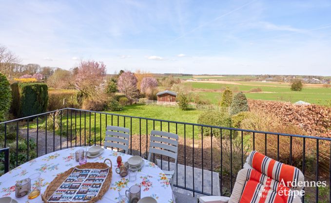 Komfortables und authentisches Ferienhaus in der N�he des Waldes in Assesse, Ardennen