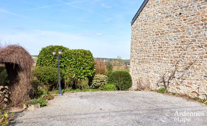 Komfortables und authentisches Ferienhaus in der N�he des Waldes in Assesse, Ardennen