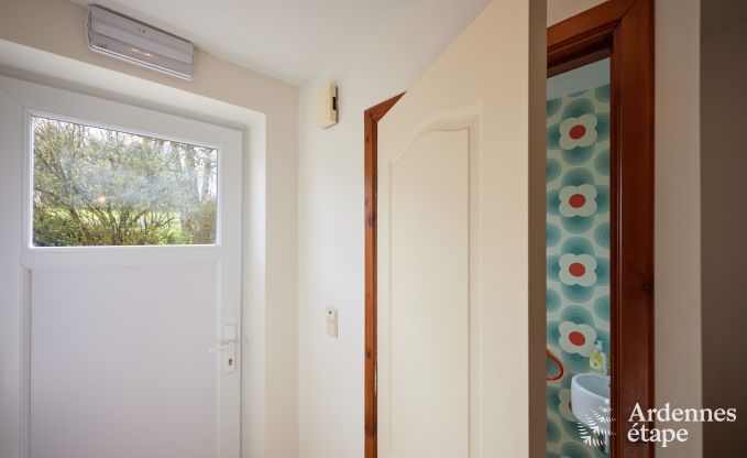 Komfortables und authentisches Ferienhaus in der N�he des Waldes in Assesse, Ardennen