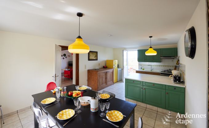 Komfortables und authentisches Ferienhaus in der N�he des Waldes in Assesse, Ardennen