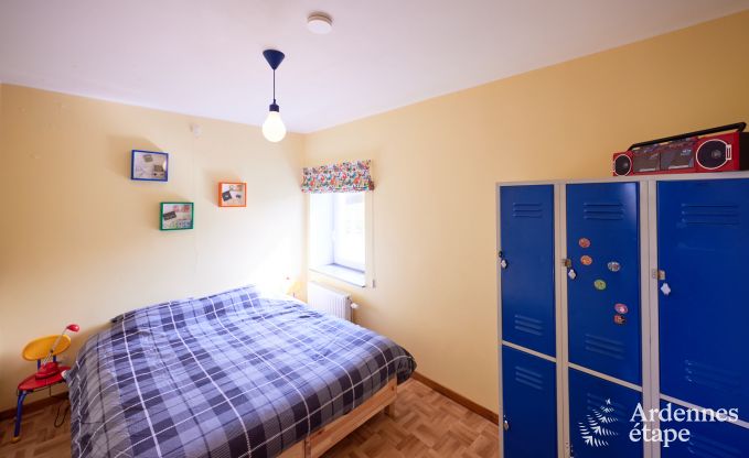 Komfortables und authentisches Ferienhaus in der N�he des Waldes in Assesse, Ardennen