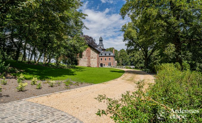 Luxurises Schloss mit Pool und Wellness in Aubel, Ardennen