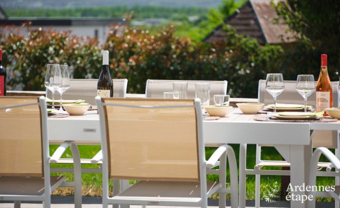 Ger�umige Villa f�r 9 Personen in Baillonville mit Hallenbad und Whirlpool