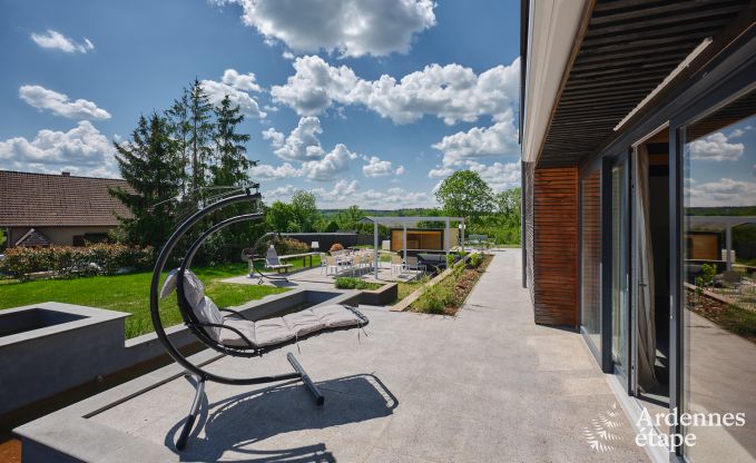 Ger�umige Villa f�r 9 Personen in Baillonville mit Hallenbad und Whirlpool