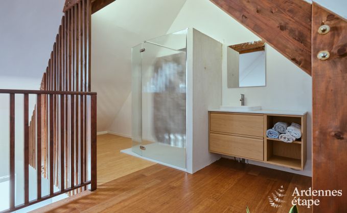 Ger�umige Villa f�r 9 Personen in Baillonville mit Hallenbad und Whirlpool