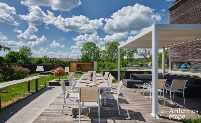 Ger�umige Villa f�r 9 Personen in Baillonville mit Hallenbad und Whirlpool