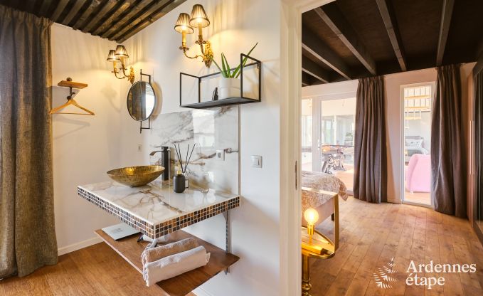 Ger�umige Villa f�r 9 Personen in Baillonville mit Hallenbad und Whirlpool