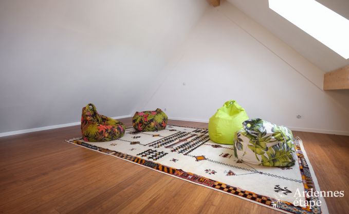 Ger�umige Villa f�r 9 Personen in Baillonville mit Hallenbad und Whirlpool