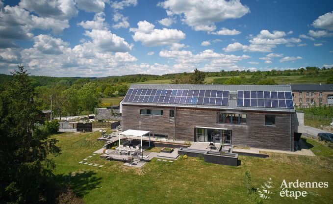 Ger�umige Villa f�r 9 Personen in Baillonville mit Hallenbad und Whirlpool