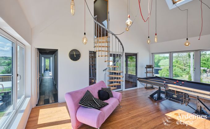 Ger�umige Villa f�r 9 Personen in Baillonville mit Hallenbad und Whirlpool