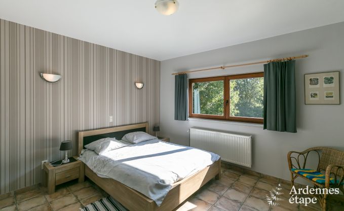 Luxuriöses 4,5-Sterne-Ferienhaus für 20 Personen im Wald von Beauraing