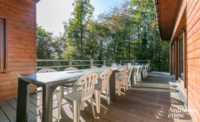 Ger�umiges Chalet f�r Gruppen in Beauraing, Ardennen