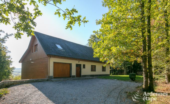 Ger�umiges Chalet f�r Gruppen in Beauraing, Ardennen