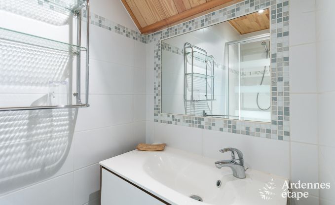 Gerumiges und komfortables Chalet in Beauraing, Ardennen