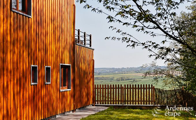 Gerumiges und komfortables Chalet in Beauraing, Ardennen