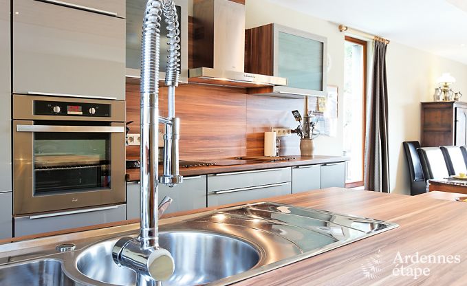 Gerumiges und komfortables Chalet in Beauraing, Ardennen
