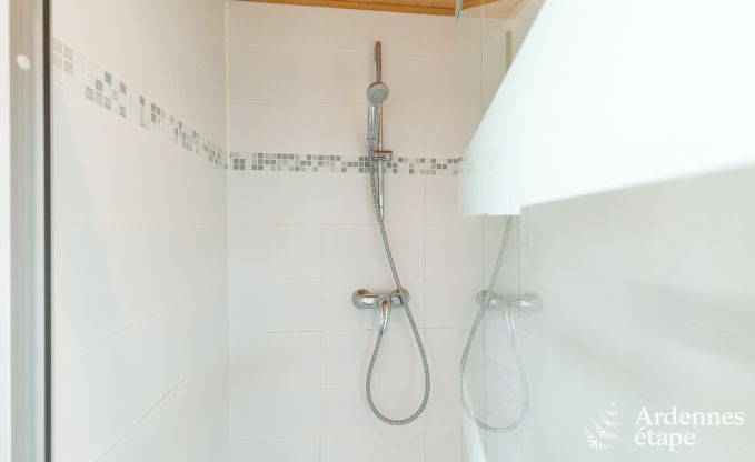 Gerumiges und komfortables Chalet in Beauraing, Ardennen