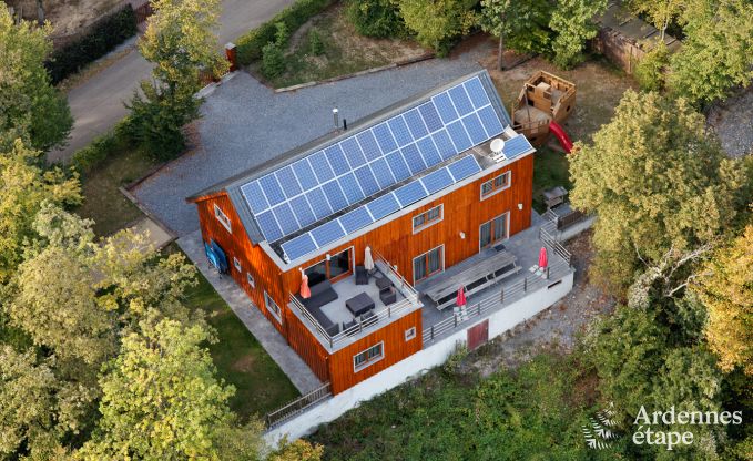 Gerumiges und komfortables Chalet in Beauraing, Ardennen