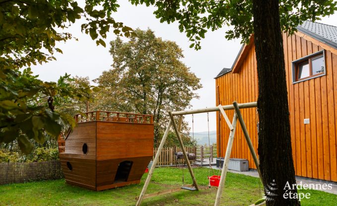 Gerumiges und komfortables Chalet in Beauraing, Ardennen