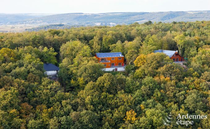 Gerumiges und komfortables Chalet in Beauraing, Ardennen