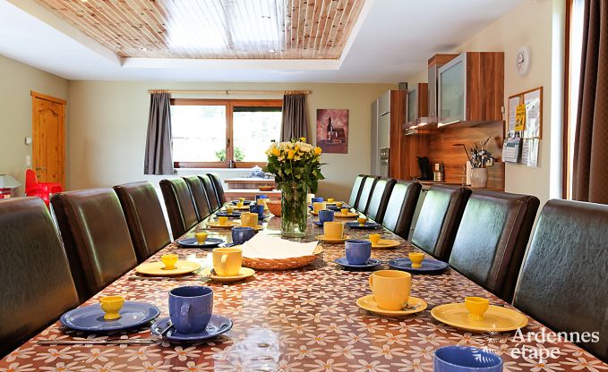 Gerumiges und komfortables Chalet in Beauraing, Ardennen