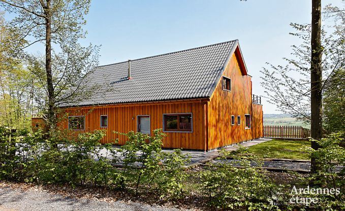 Gerumiges und komfortables Chalet in Beauraing, Ardennen