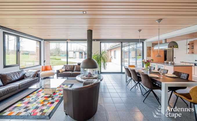 Charmantes und gerumiges Ferienhaus mit Pool in Beauraing, Ardennen