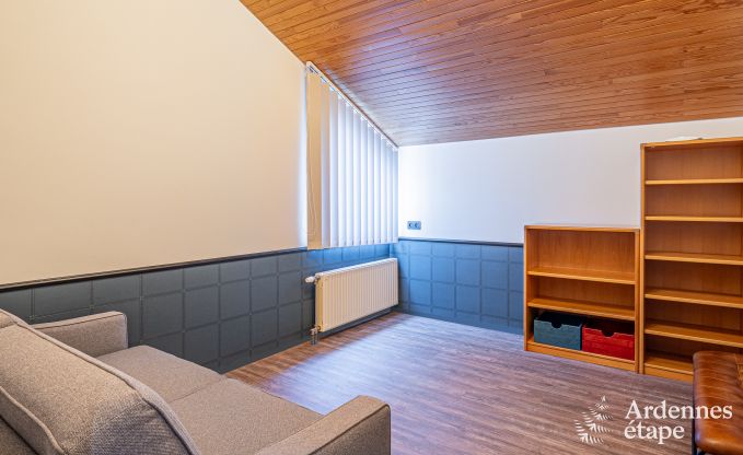 Charmantes und gerumiges Ferienhaus mit Pool in Beauraing, Ardennen