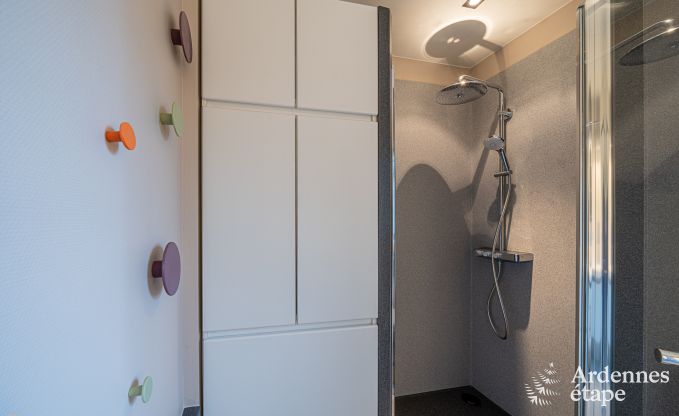 Charmantes und gerumiges Ferienhaus mit Pool in Beauraing, Ardennen