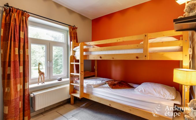 Einladendes, komfortables Ferienhaus für 10 Personen in Bertrix