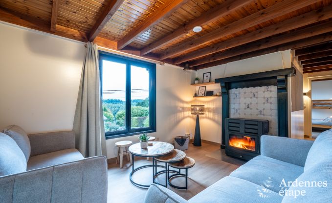 Authentisches Chalet fr 8 Personen in Bivre mit 4 Schlafzimmern, Holzofen, Whirlpool, Privatgarten und Fahrradabstellraum