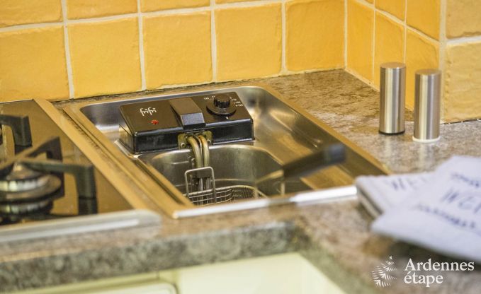 Flucht in die Ardennen: Ger�umiges Ferienhaus f�r 8 Personen in Bouillon