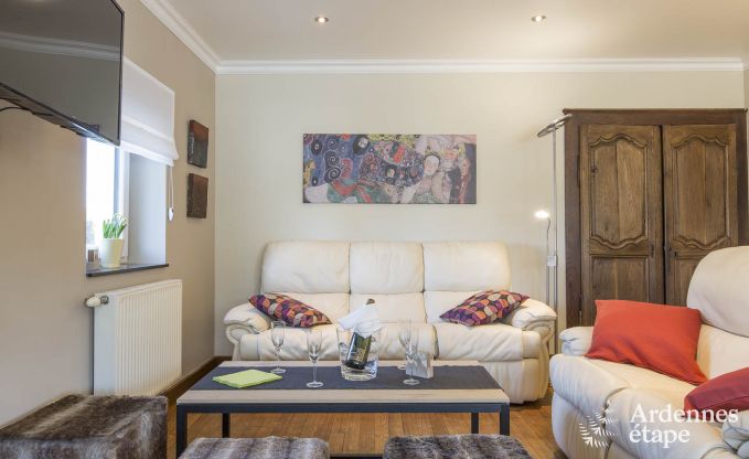 Flucht in die Ardennen: Ger�umiges Ferienhaus f�r 8 Personen in Bouillon