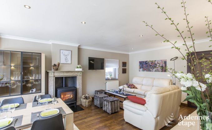 Flucht in die Ardennen: Ger�umiges Ferienhaus f�r 8 Personen in Bouillon