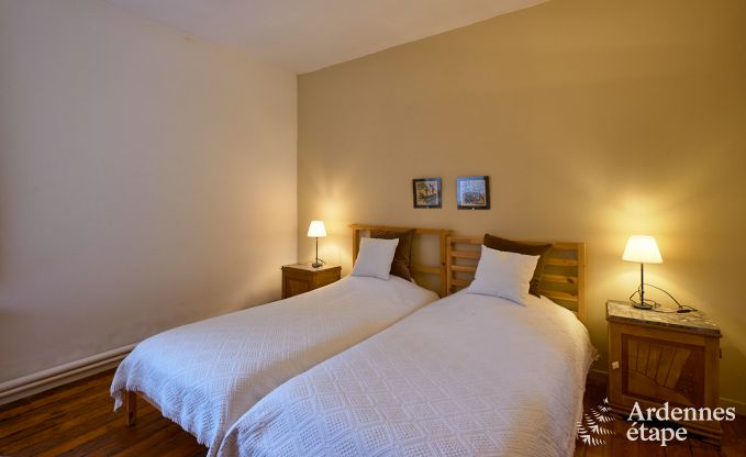 Vom ehemaligen Caf� zum Ferienhaus f�r 8 Personen in Bouillon: authentischer Charme und moderner Komfort