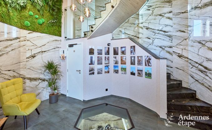 Luxusferienhaus in Butgenbach: Wasserturm mit Sauna, Whirlpool und Panoramablick f�r 6 Personen