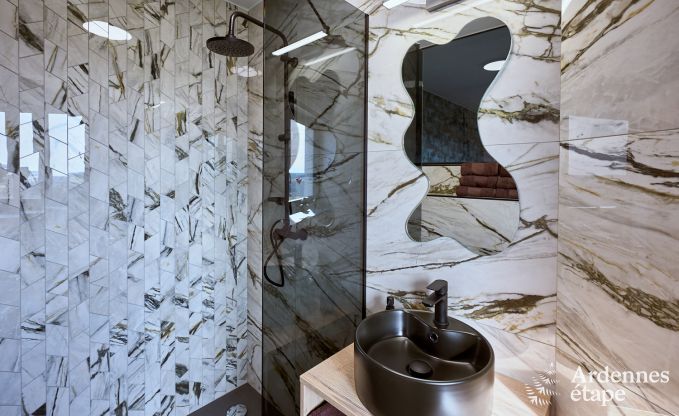 Luxusferienhaus in Butgenbach: Wasserturm mit Sauna, Whirlpool und Panoramablick f�r 6 Personen