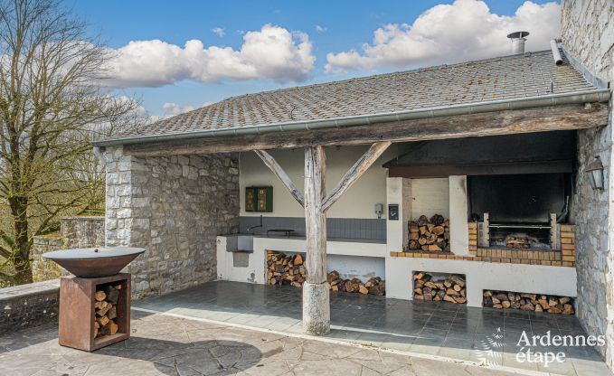 Luxusvilla in Cerfontaine: perfekt f�r 14 Personen, mit Innen- und Au�enpool, in der N�he der Lacs de l'Eau d'Heure