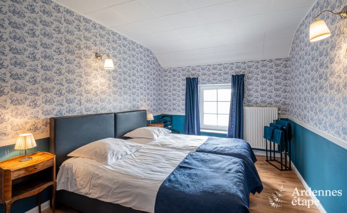 Luxusvilla in Cerfontaine: perfekt f�r 14 Personen, mit Innen- und Au�enpool, in der N�he der Lacs de l'Eau d'Heure