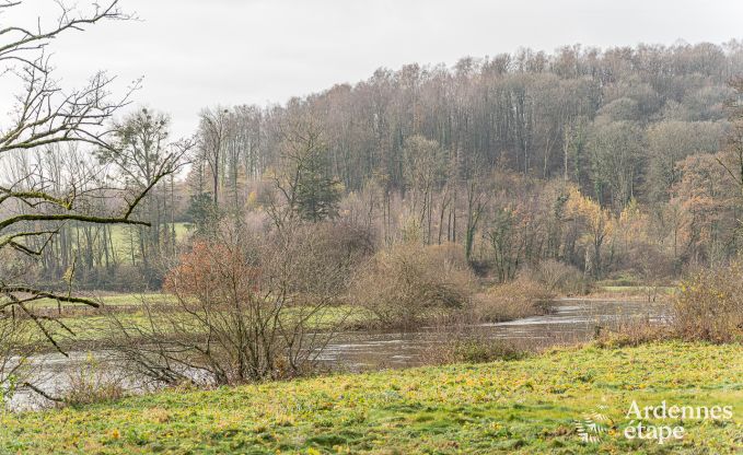 Charmantes Chalet f�r 5 am Ufer der Semois in Chiny, Gaume