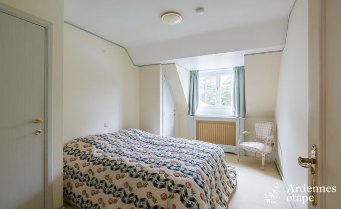 Ger�umiges Ferienhaus mit Pool in Dinant, Ardennen