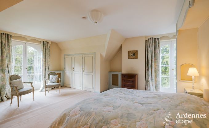 Ger�umiges Ferienhaus mit Pool in Dinant, Ardennen