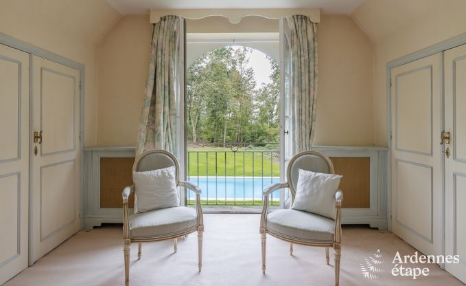 Ger�umiges Ferienhaus mit Pool in Dinant, Ardennen